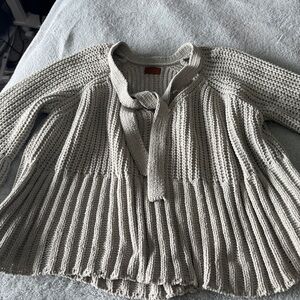 POL sage green Chenille V Neck Sweater Women's Size Large Preppy